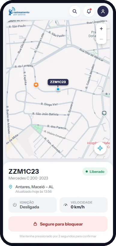 App do cliente RVS no celular, com o mapa, o veículo e o botão de bloqueio